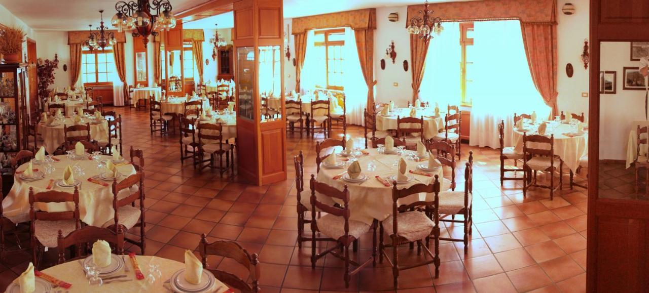 Hotel Da Bruno Rocchetta Ligure Exterior foto