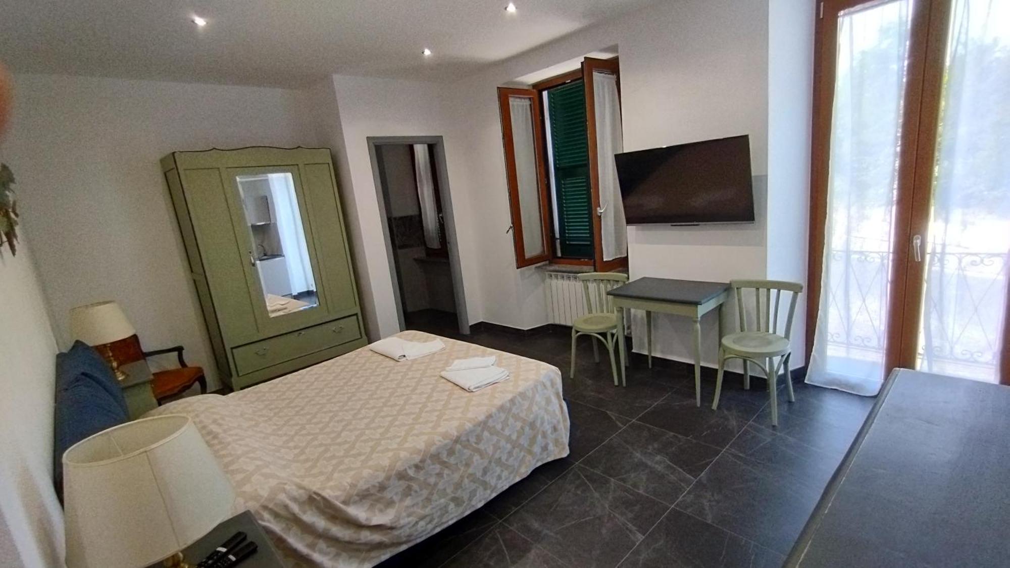 Hotel Da Bruno Rocchetta Ligure Exterior foto